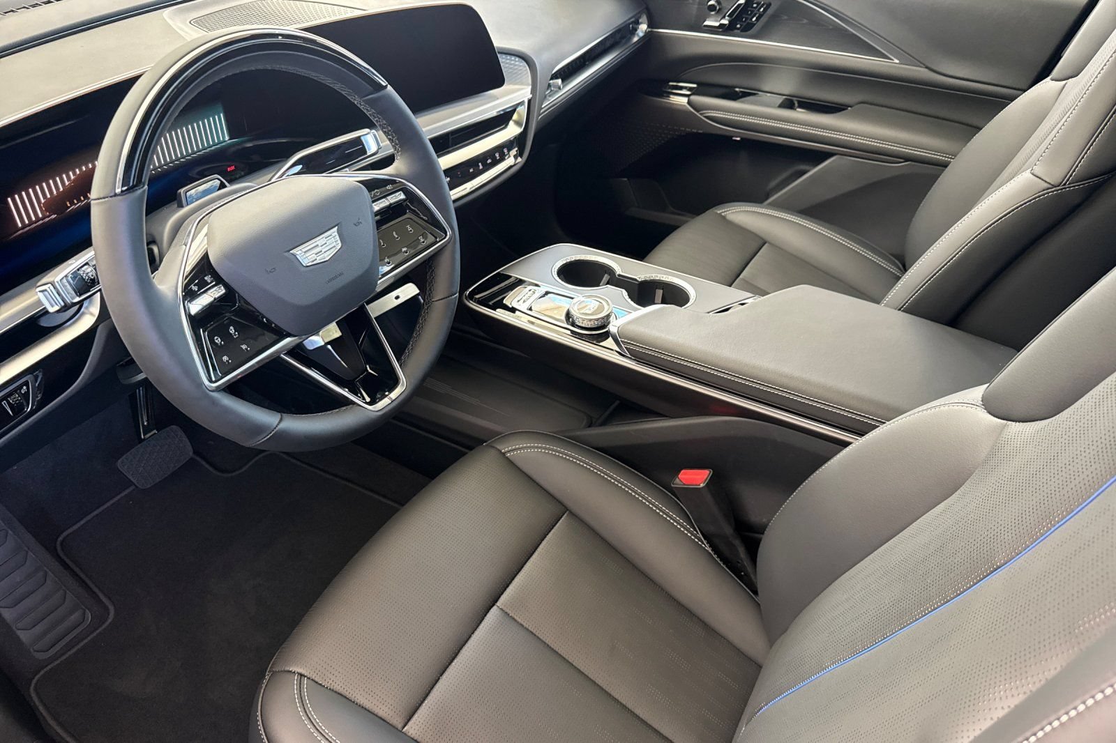 New 2026 Vibrant White Tricoat Cadillac Sport image 10
