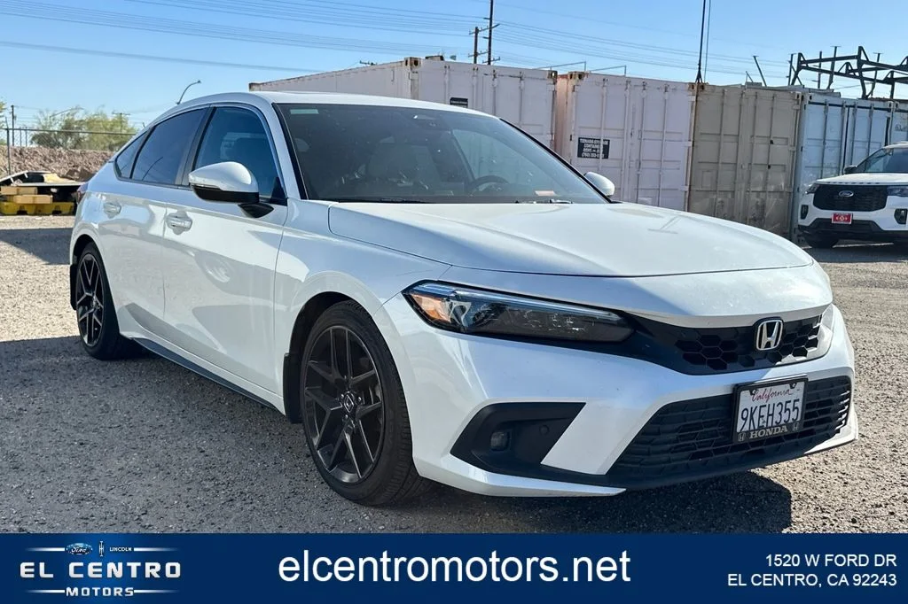 2024 Honda Civic Sport Touring CVT's photo