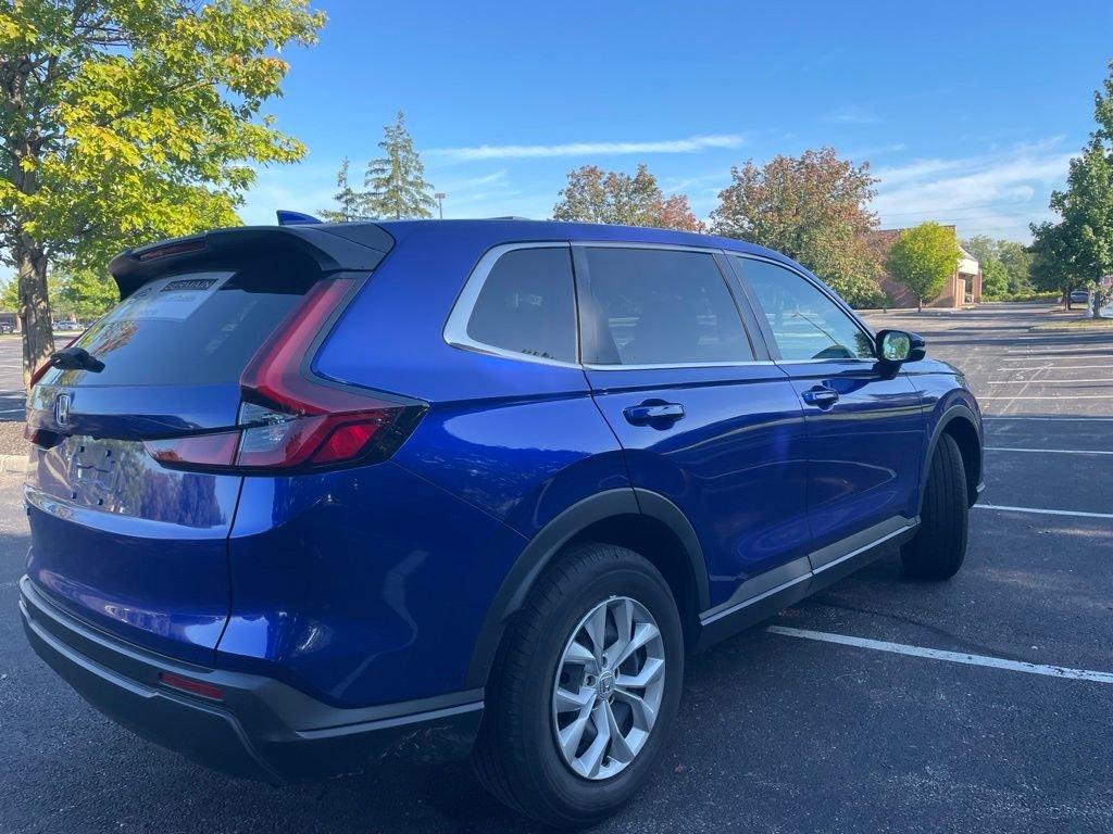 2025 Honda CR-V LX - Photo 6