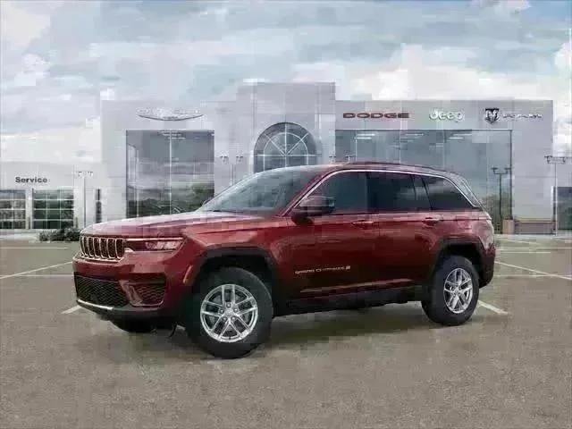New 2025 Velvet Red Pearl-Coat Exterior Paint Jeep Laredo X image 38