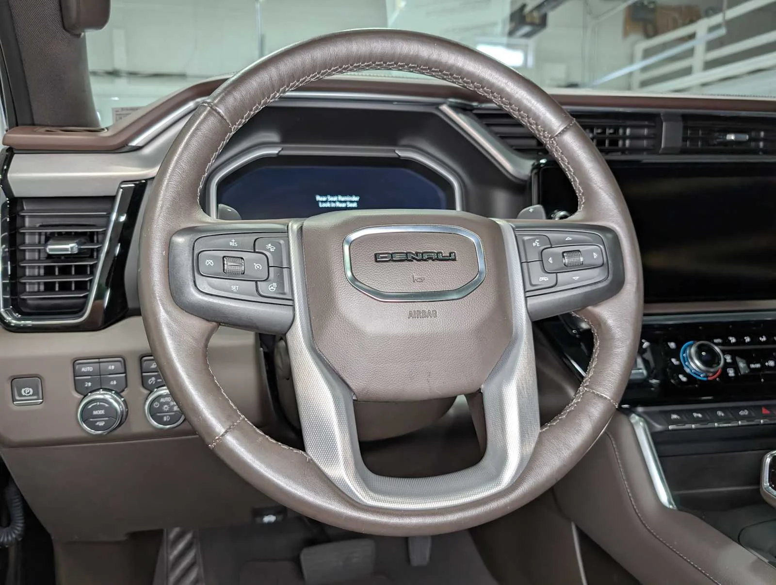 Used 2023 Onyx Black GMC Denali image 42