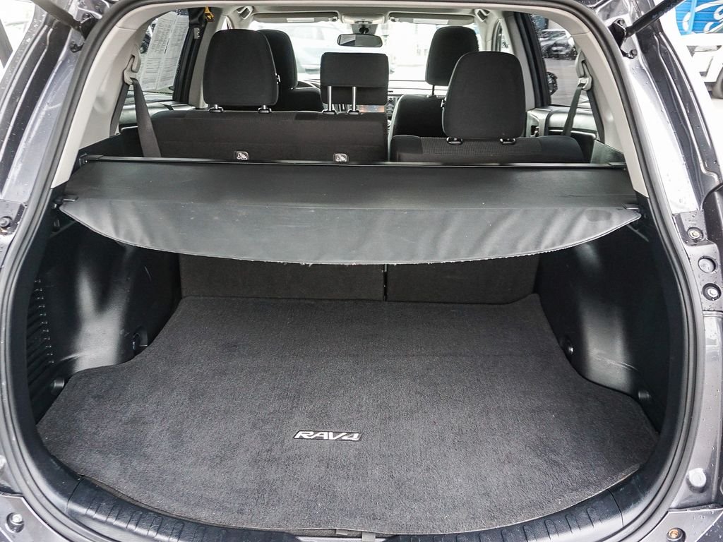 Used 2017 Magnetic Gray Metallic Toyota XLE image 25