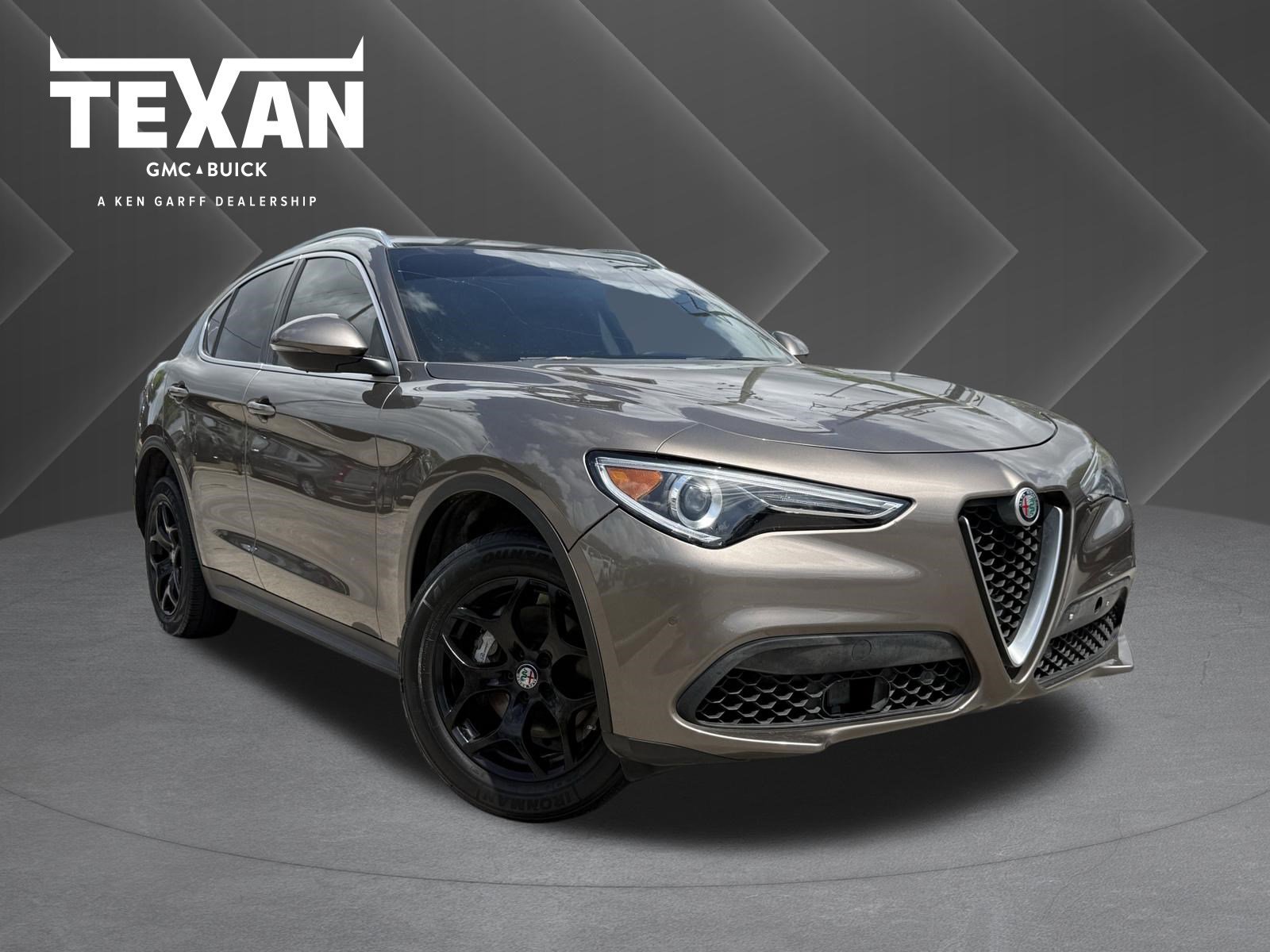 2019 Alfa Romeo Stelvio Base