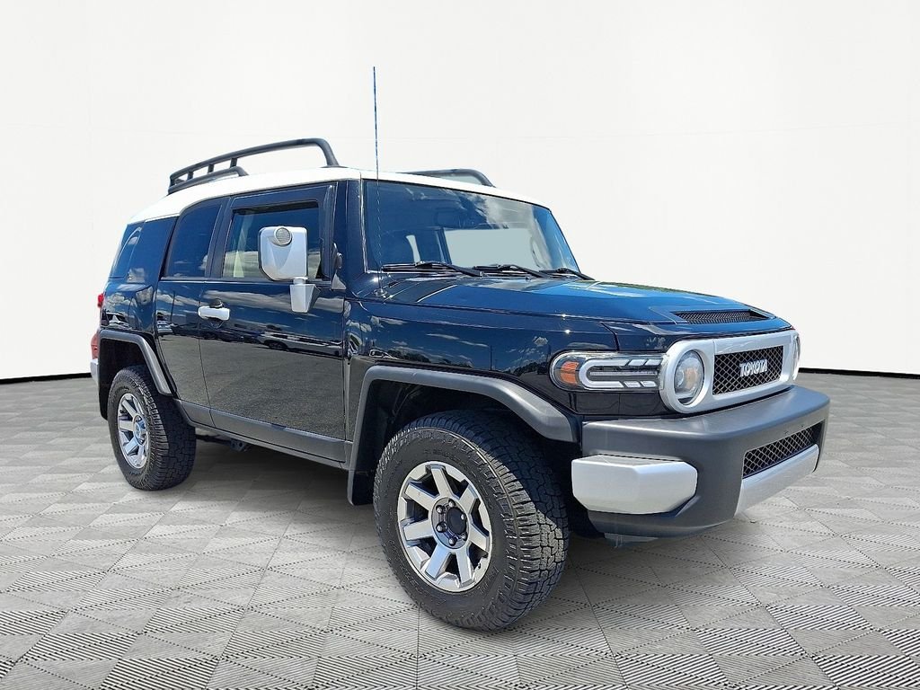 Used 2014 Black Toyota Base image 1