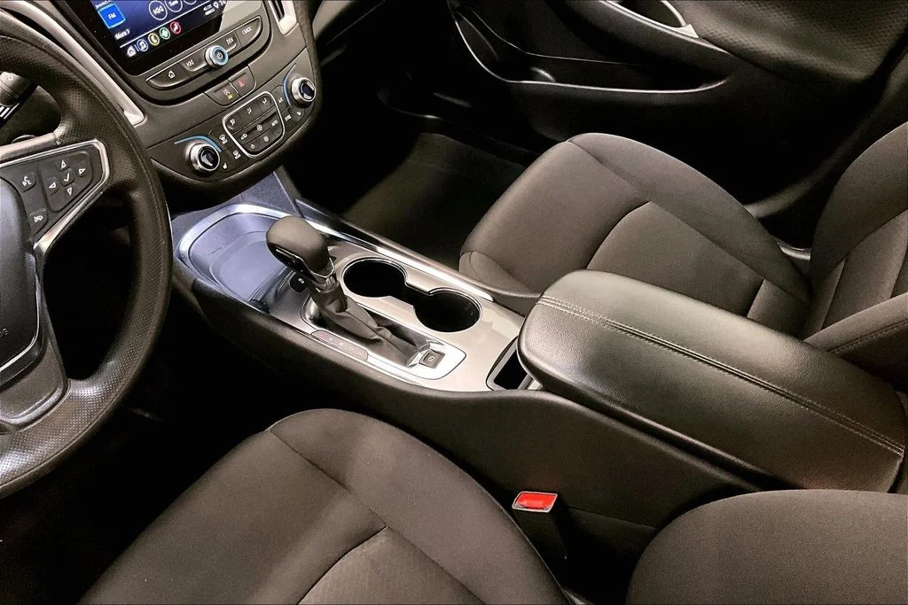 2024 Chevrolet Malibu 1LT - Photo 18