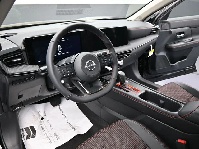 Used 2025 Black Nissan SR image 29