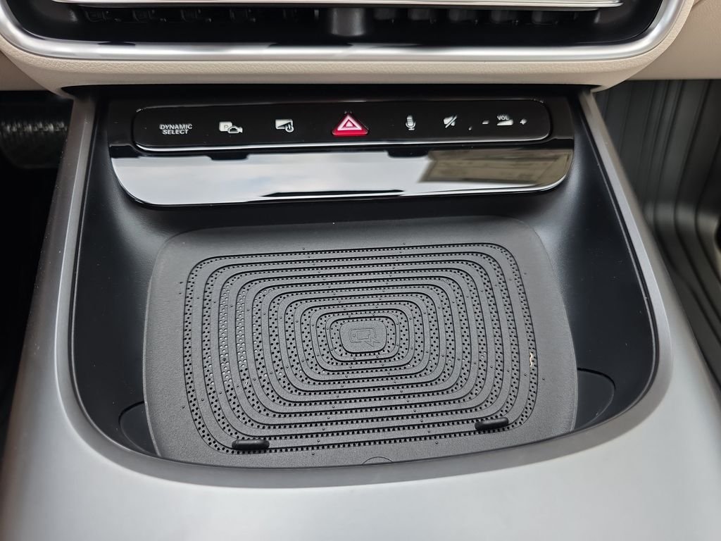 New 2027 White Mercedes-Benz CLA 220 image 24