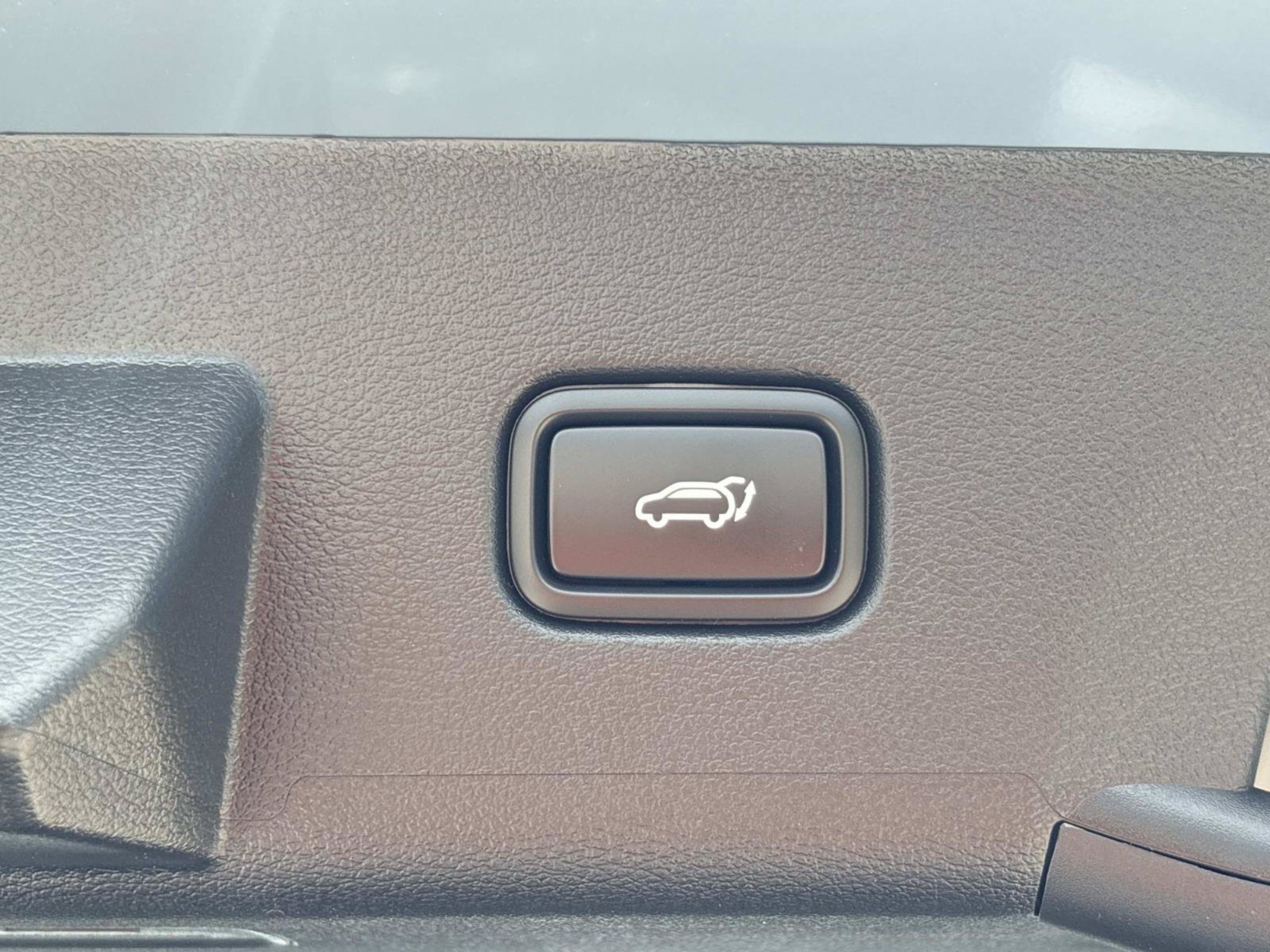 New 2027 Heritage Blue Kia X-Line image 10
