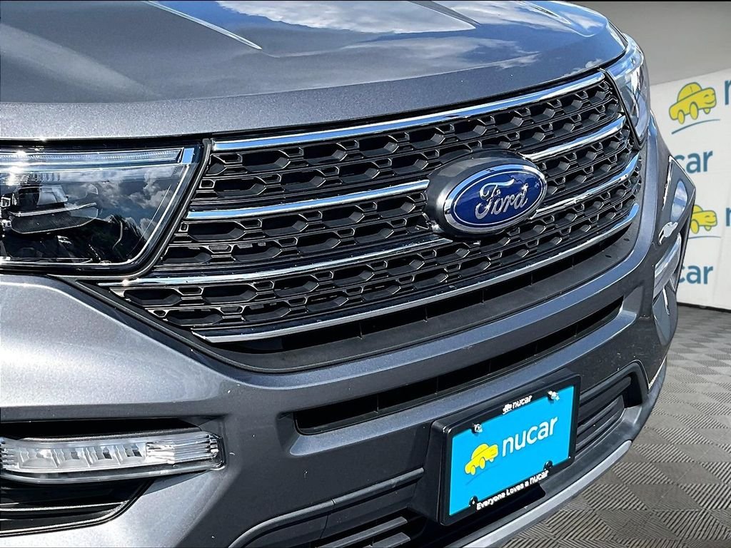 Used 2023 Gray Ford XLT image 33