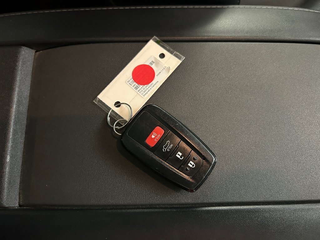 Used 2023 Red Toyota Platinum image 27