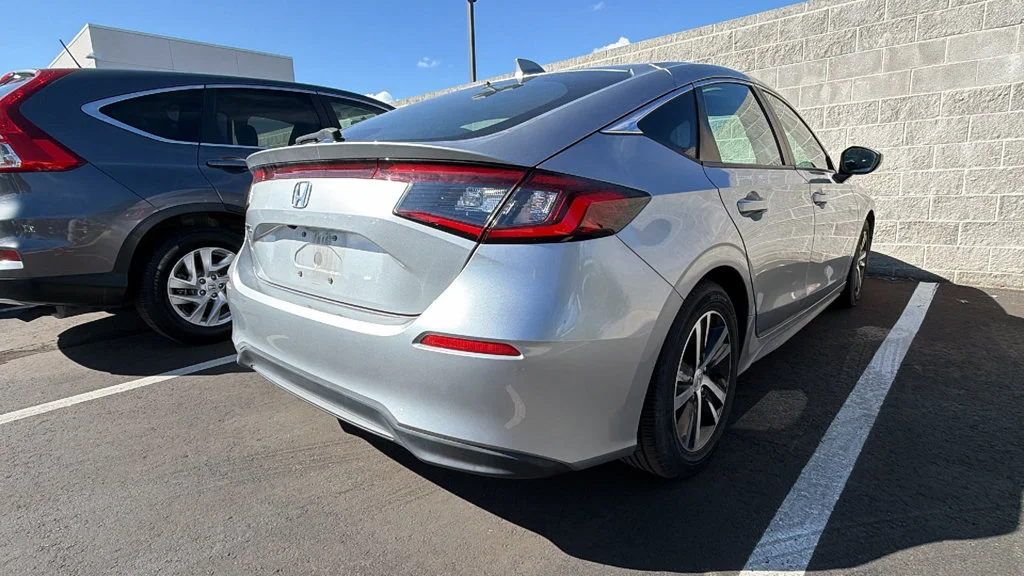 Used 2024 Silver Metallic Honda LX image 2