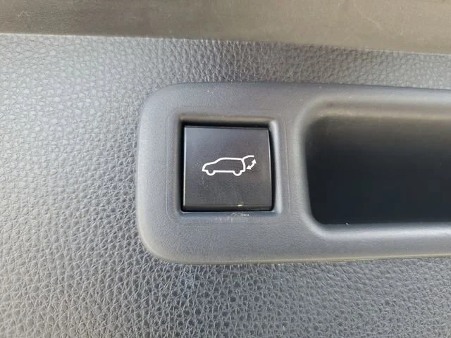 Used 2021 Red Toyota XLE image 32