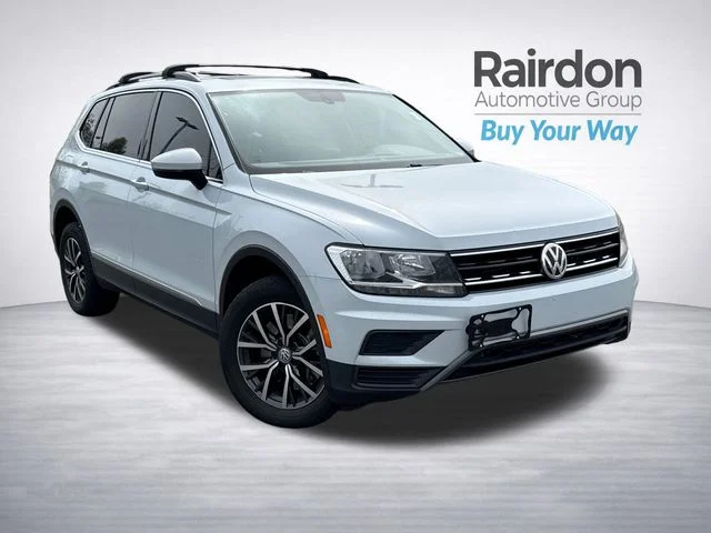 2018 Volkswagen Tiguan 2.0T SE 4Motion's photo