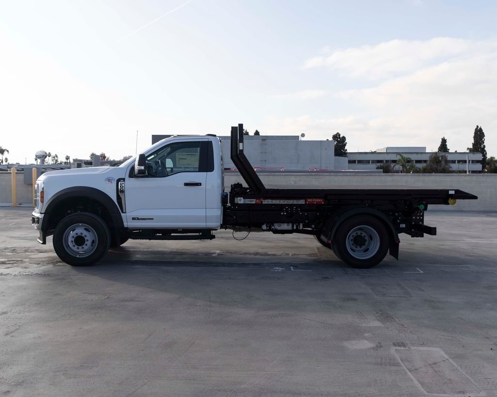 2025 Ford F-550 Super Duty Chassis Cab XL - Photo 23