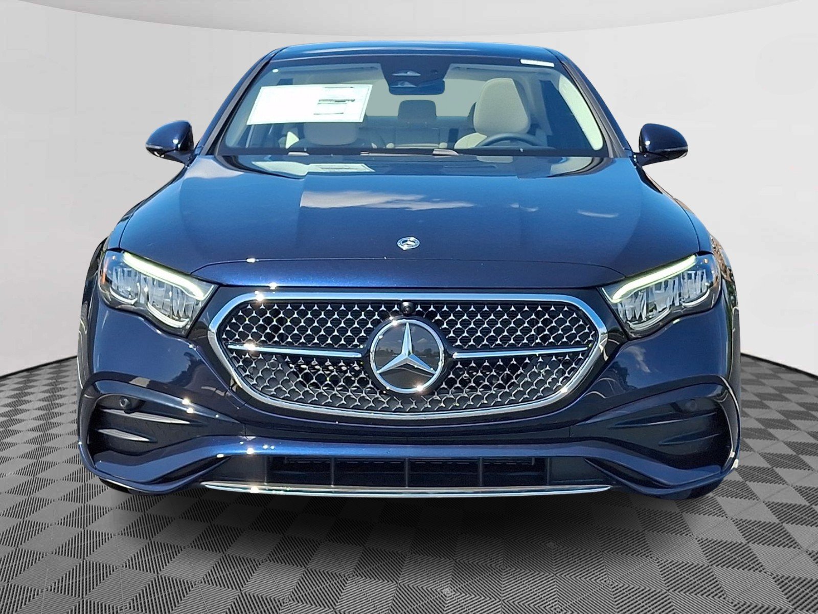 New 2027 Nautical Blue Metallic Mercedes-Benz E 350 image 2