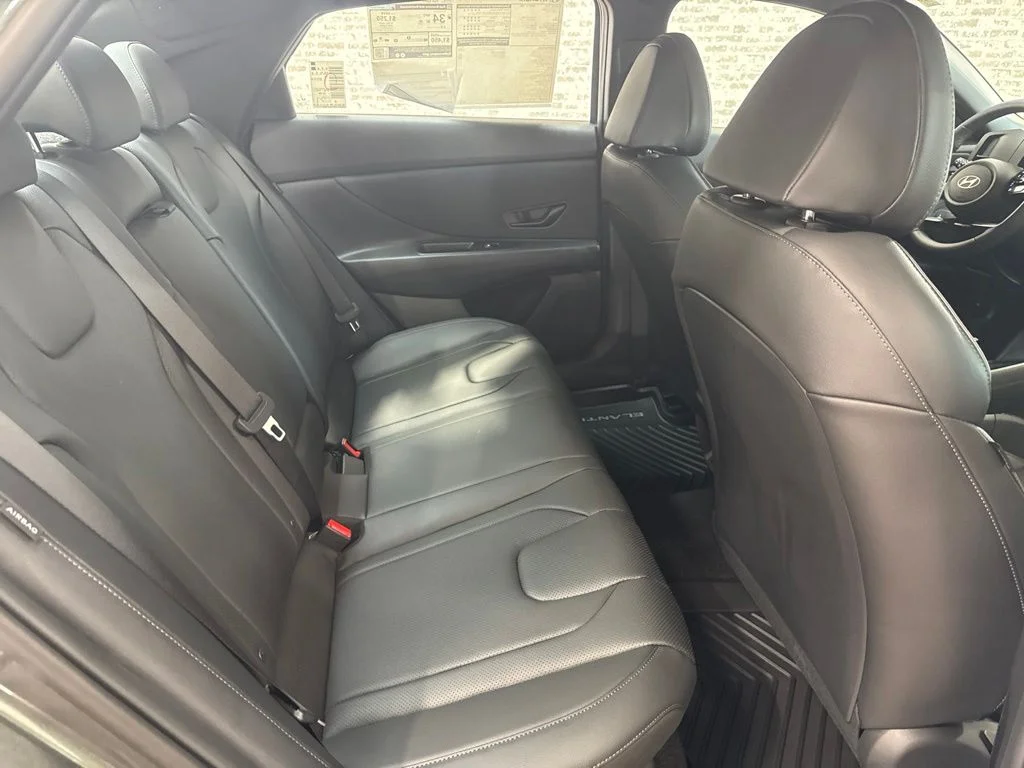 New 2026 Amazon Gray Hyundai SEL Sport image 11