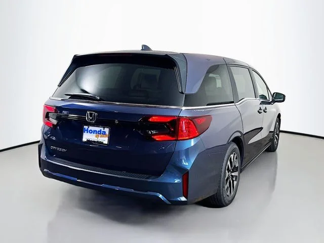 New 2026 Smoke Blue Pearl Honda EX-L image 8