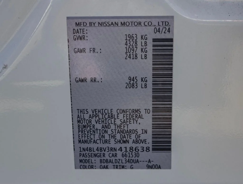 Used 2024 White Nissan 2.5 S image 32
