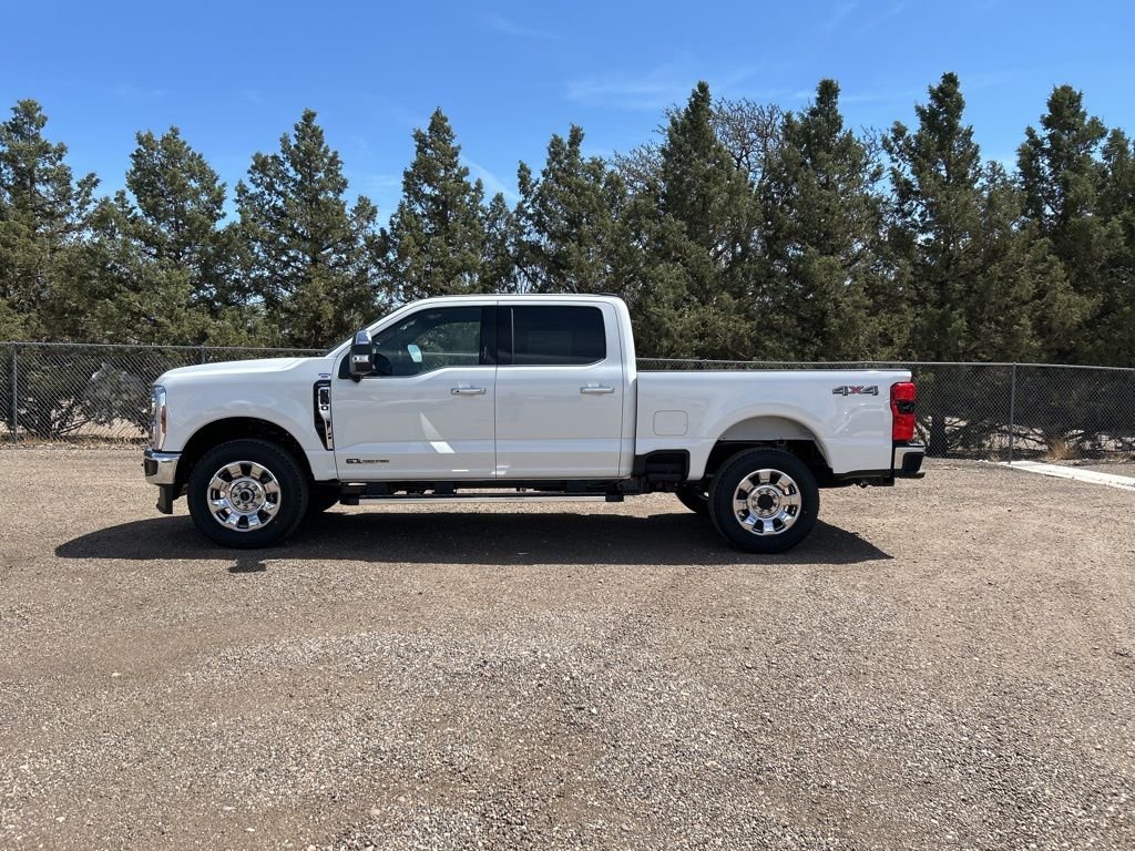 New 2026 Star White Metallic Tri-Coat Ford Lariat image 3