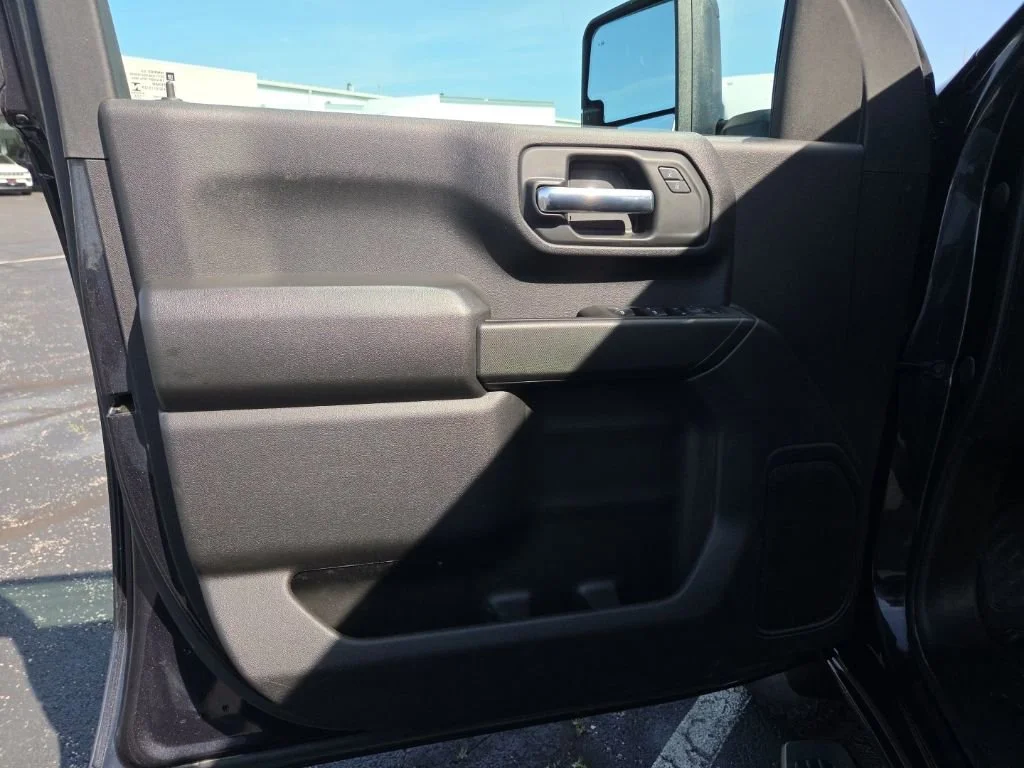 2024 Chevrolet Silverado 2500HD Custom - Photo 26