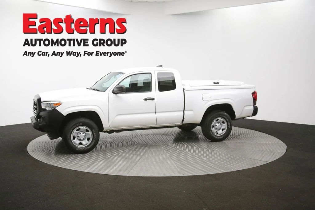 Used 2019 White Toyota SR image 54