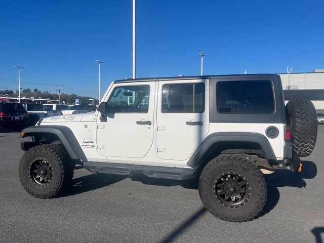 Used 2018 White Jeep Unlimited Sport image 6