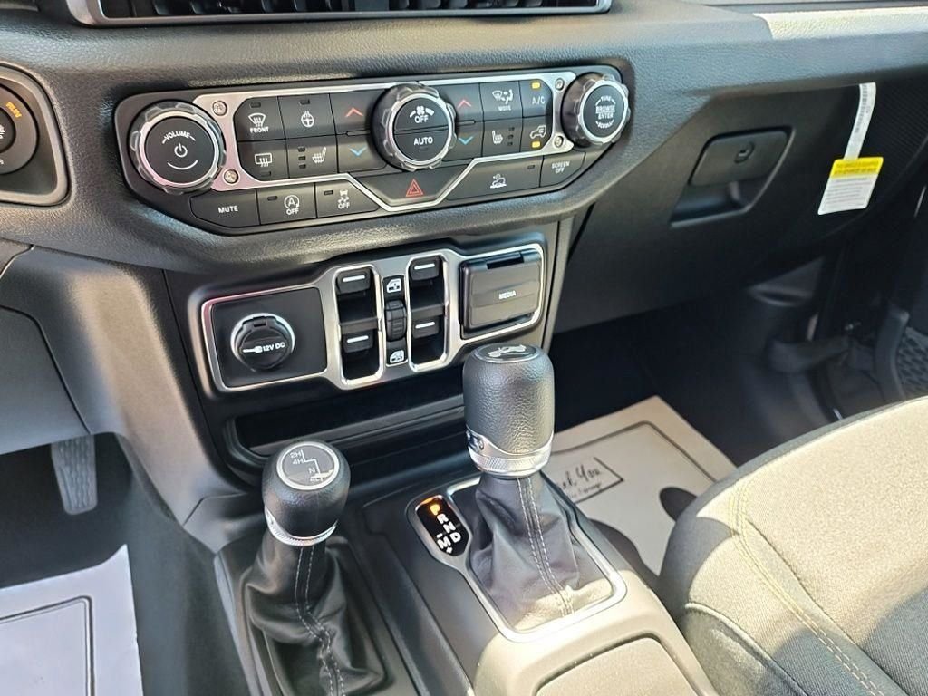 New 2026 Black Clearcoat Jeep Sport S image 25