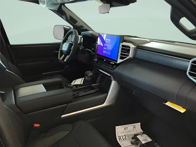 2026 Toyota Tundra Platinum - Photo 13