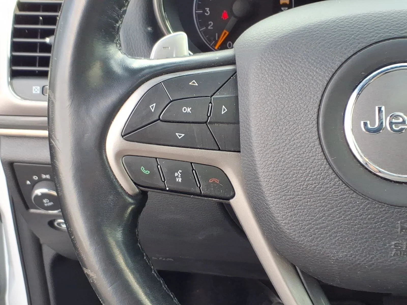 Used 2020 Bright White Clearcoat Jeep Limited X image 18