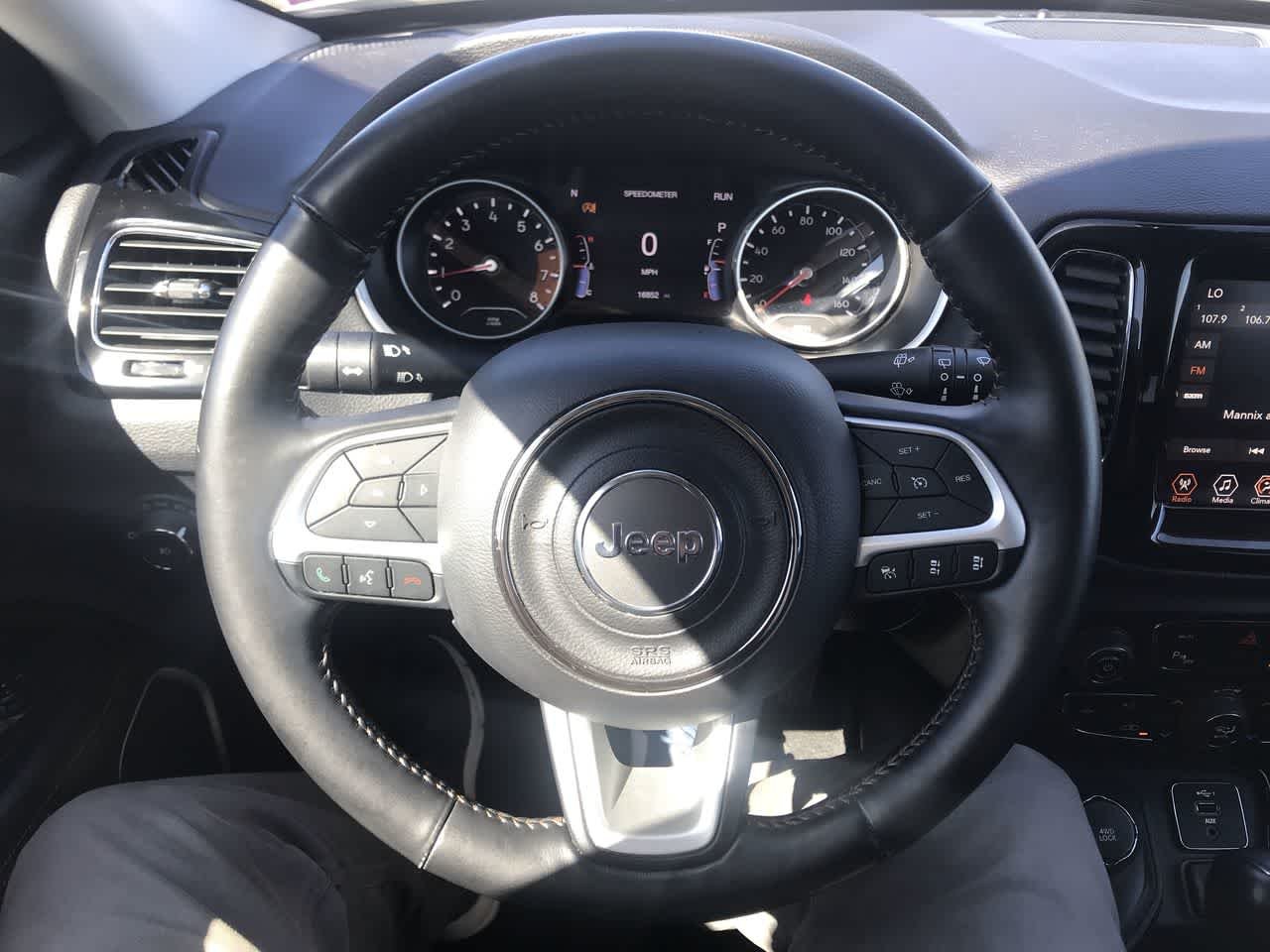Used 2021 Pearl White Tri-Coat Jeep Limited image 22
