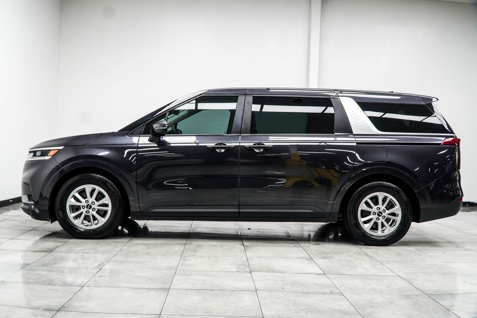 Used 2023 Gray Kia LX image 11
