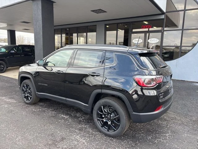 2026 Jeep Compass Latitude Altitude - Photo 5