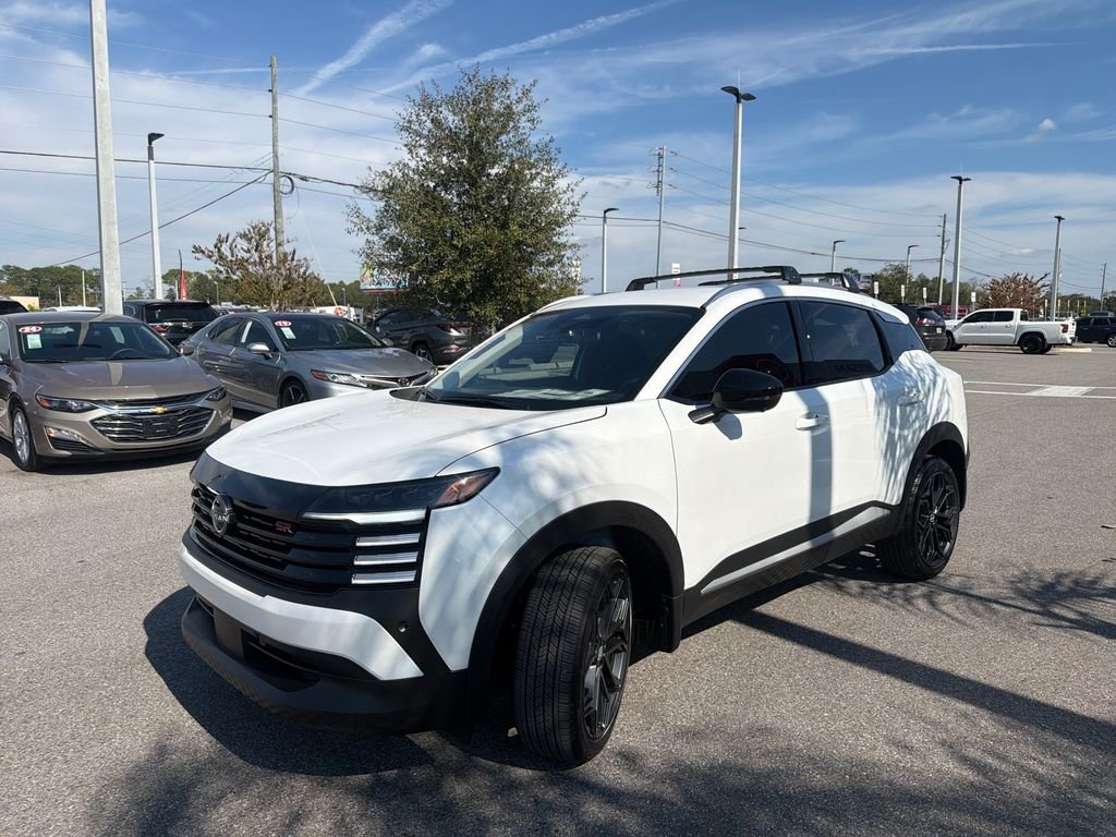 New 2026 Nissan Kicks SR 4D Sport Utility