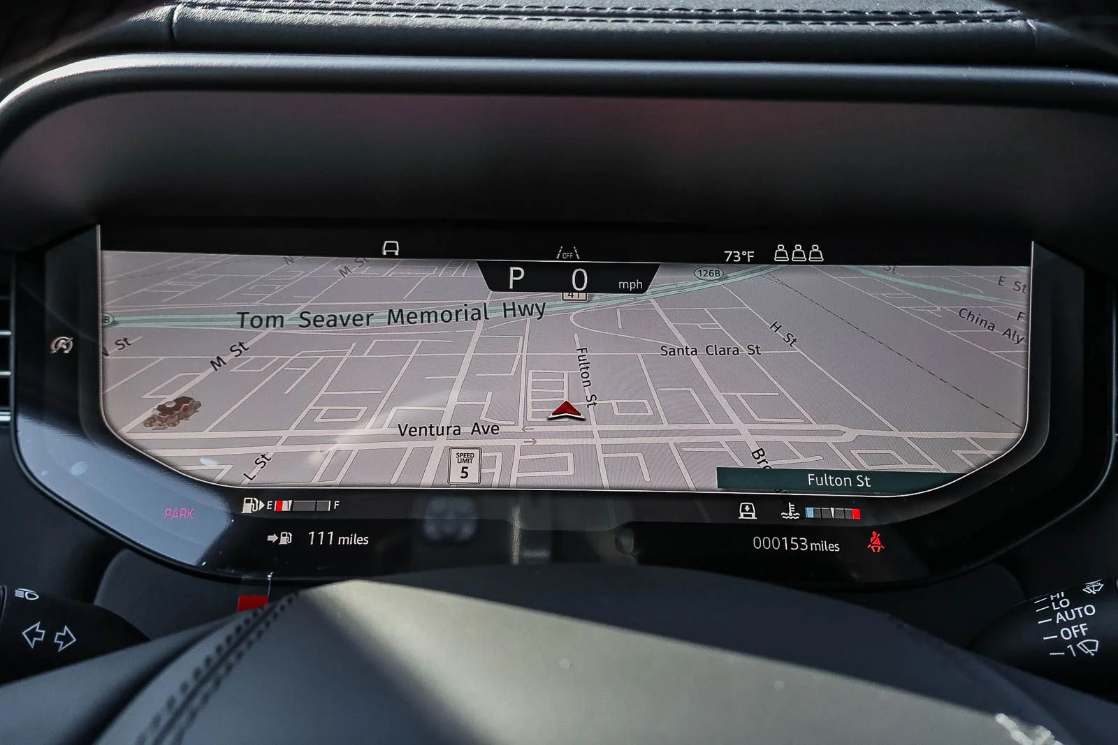 New 2026 Santorini Black Land Rover Dynamic SE image 34