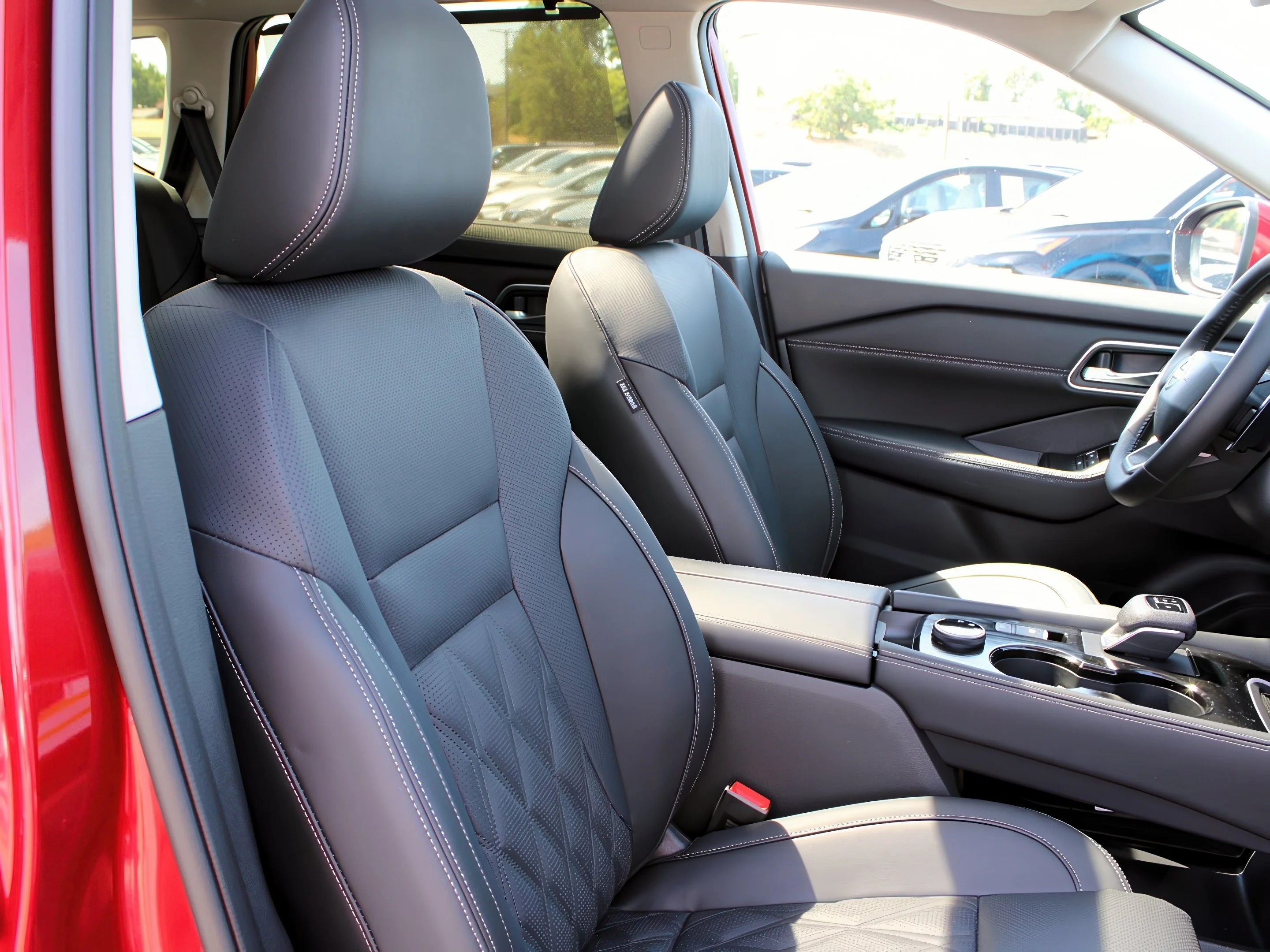New 2025 Scarlet Ember Tintcoat Nissan Platinum image 26