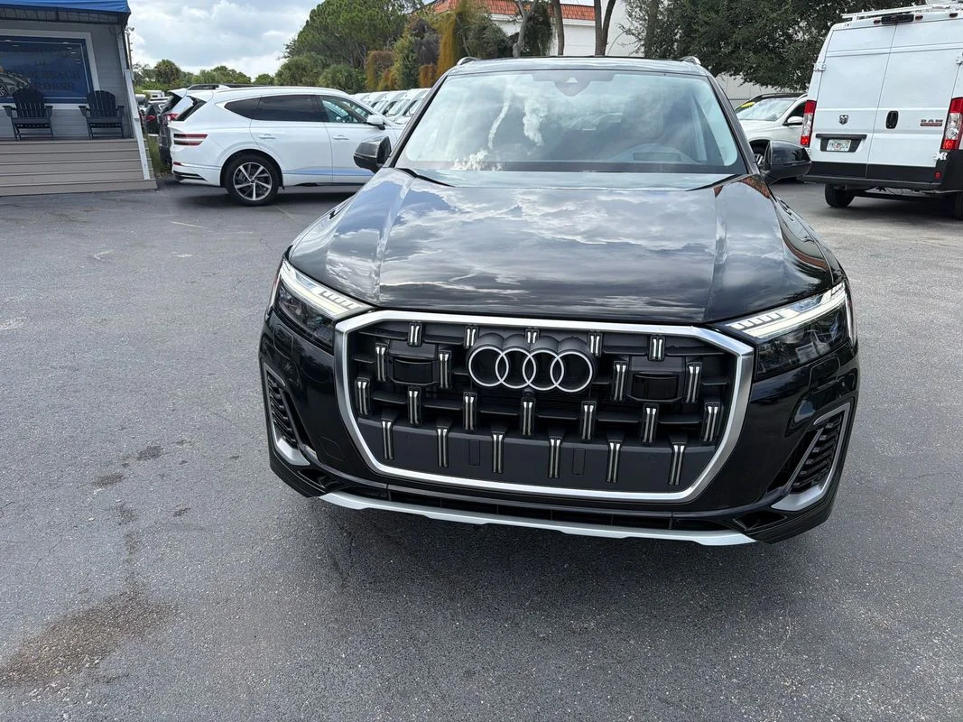 Used 2025 Black Audi Prestige 55 TFSI quattro Tiptronic image 8