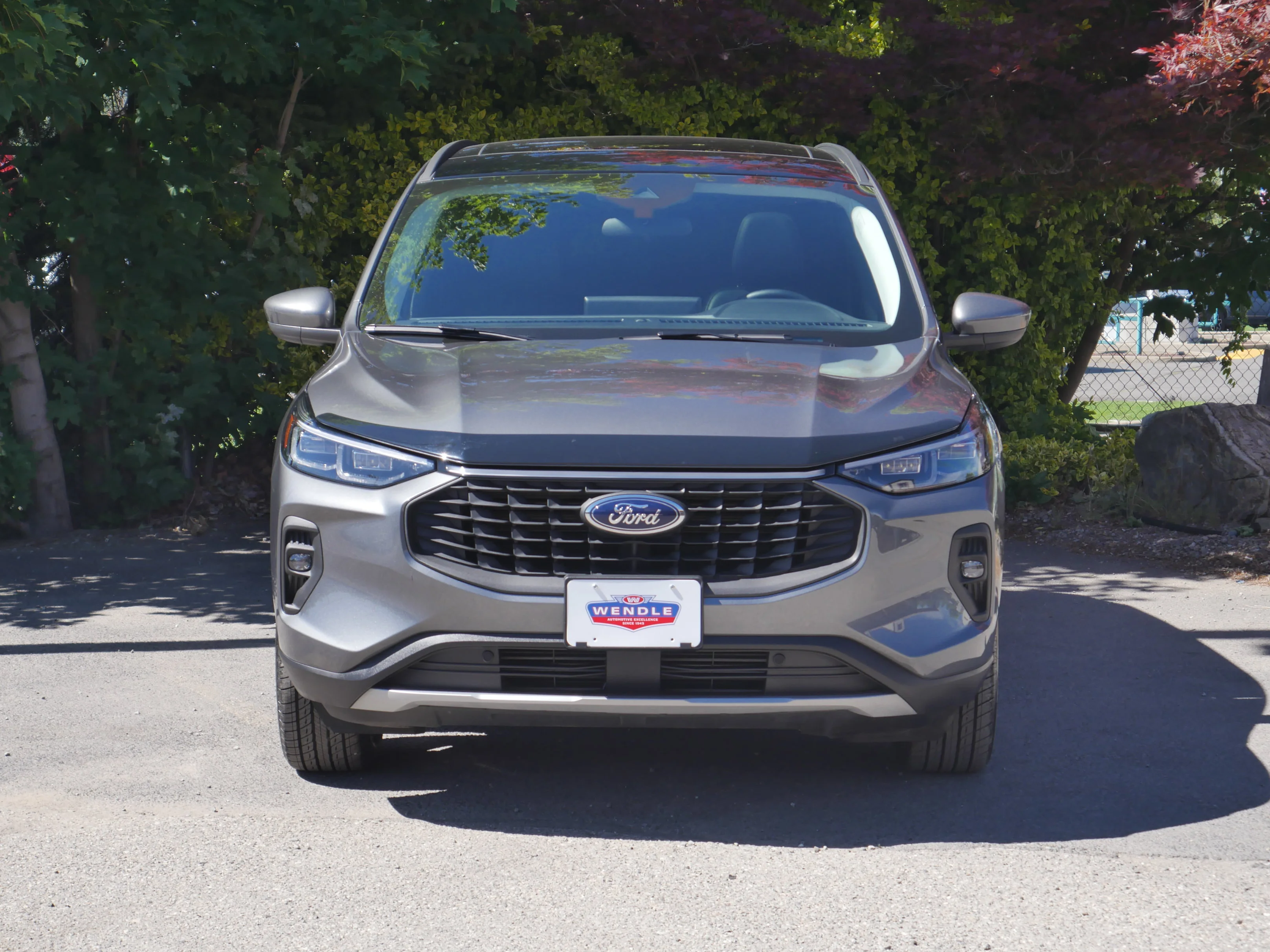 Certified Used 2025 Carbonized Gray Metallic Ford Platinum image 30