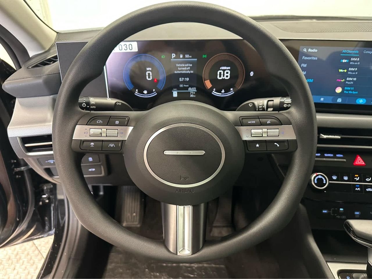New 2026 Abyss Black Hyundai SE image 18