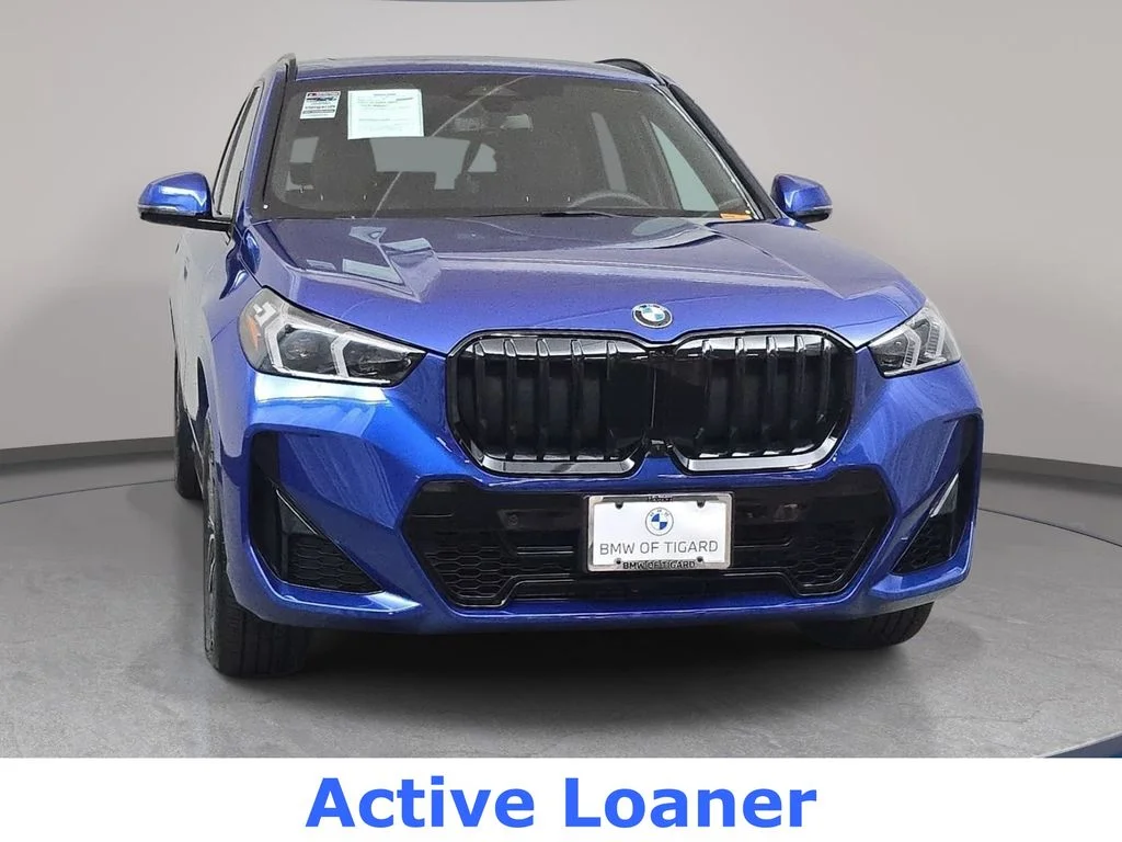 Used 2025 Portimao Blue Metallic BMW xDrive28i image 3