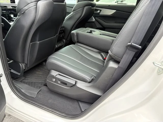 Used 2025 White Acura Technology Package image 21