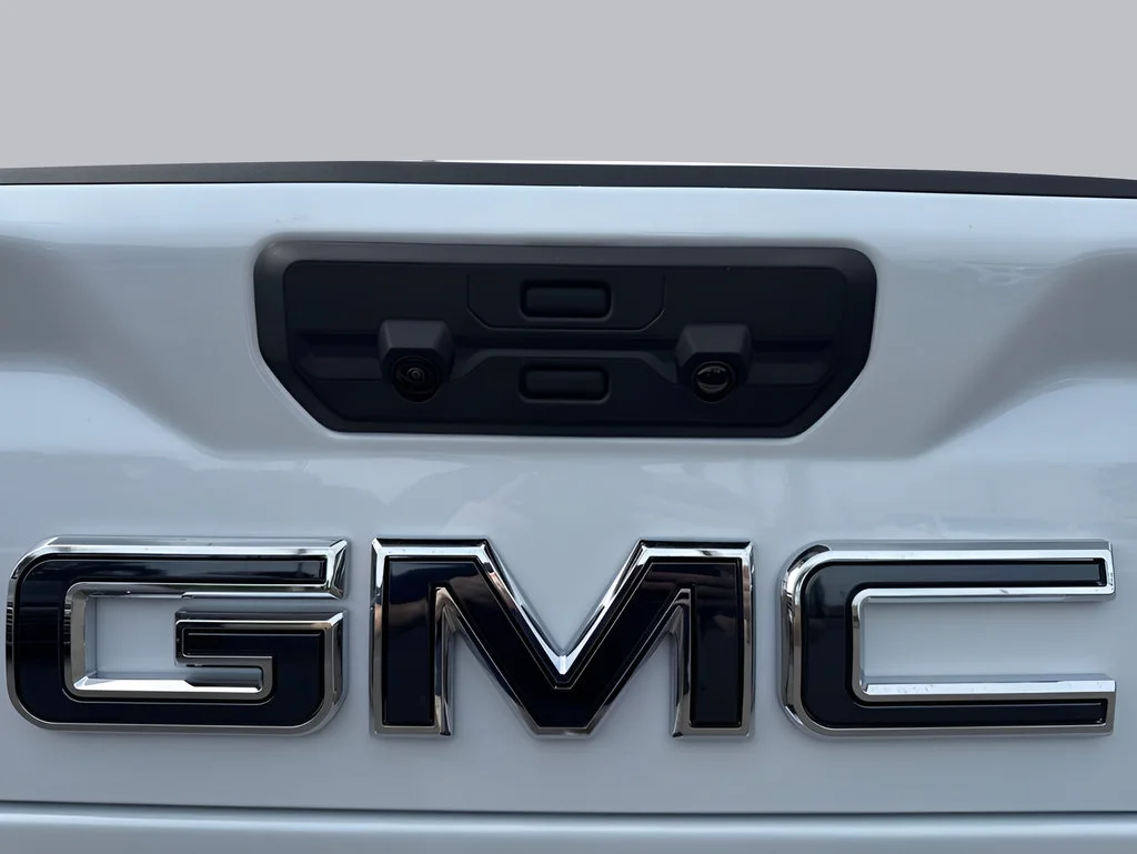 New 2026 Glacier White Tricoat GMC Denali Ultimate image 42