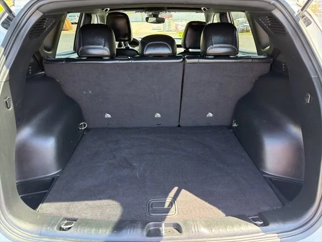Used 2025 White Jeep Trailhawk image 23