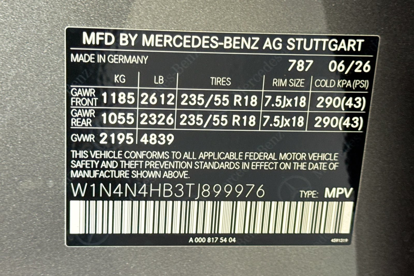 New 2026 Mountain Grey Metallic Mercedes-Benz GLA 250 image 29
