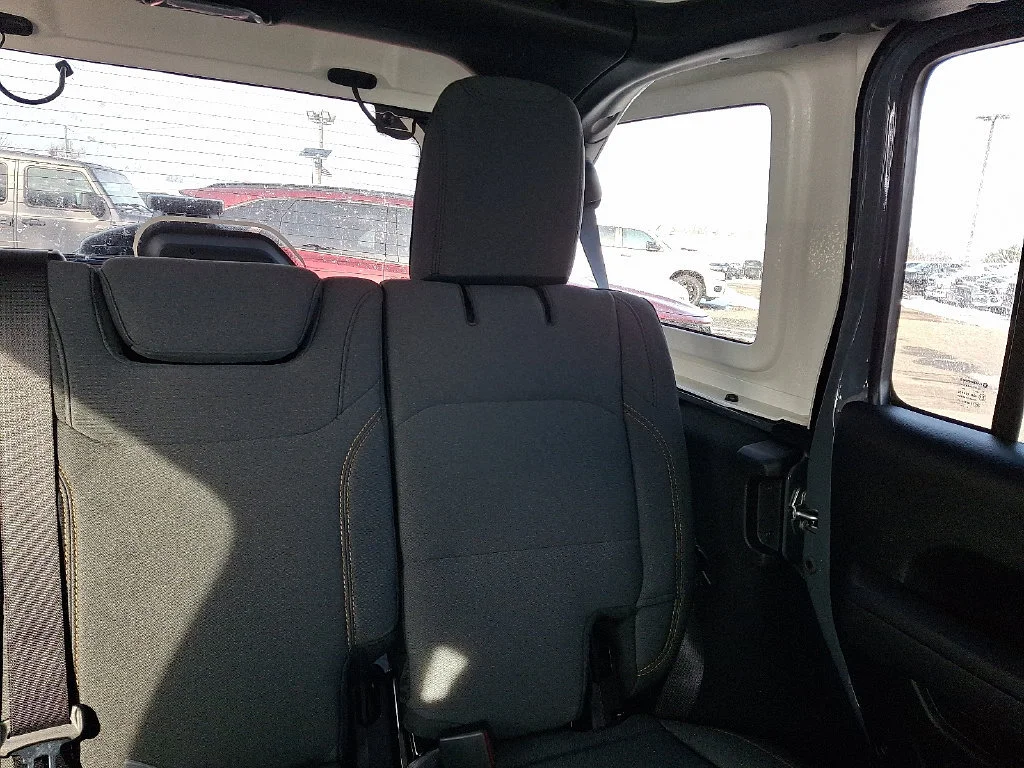 New 2026 Anvil Clear-Coat Exterior Paint Jeep Sport S image 15
