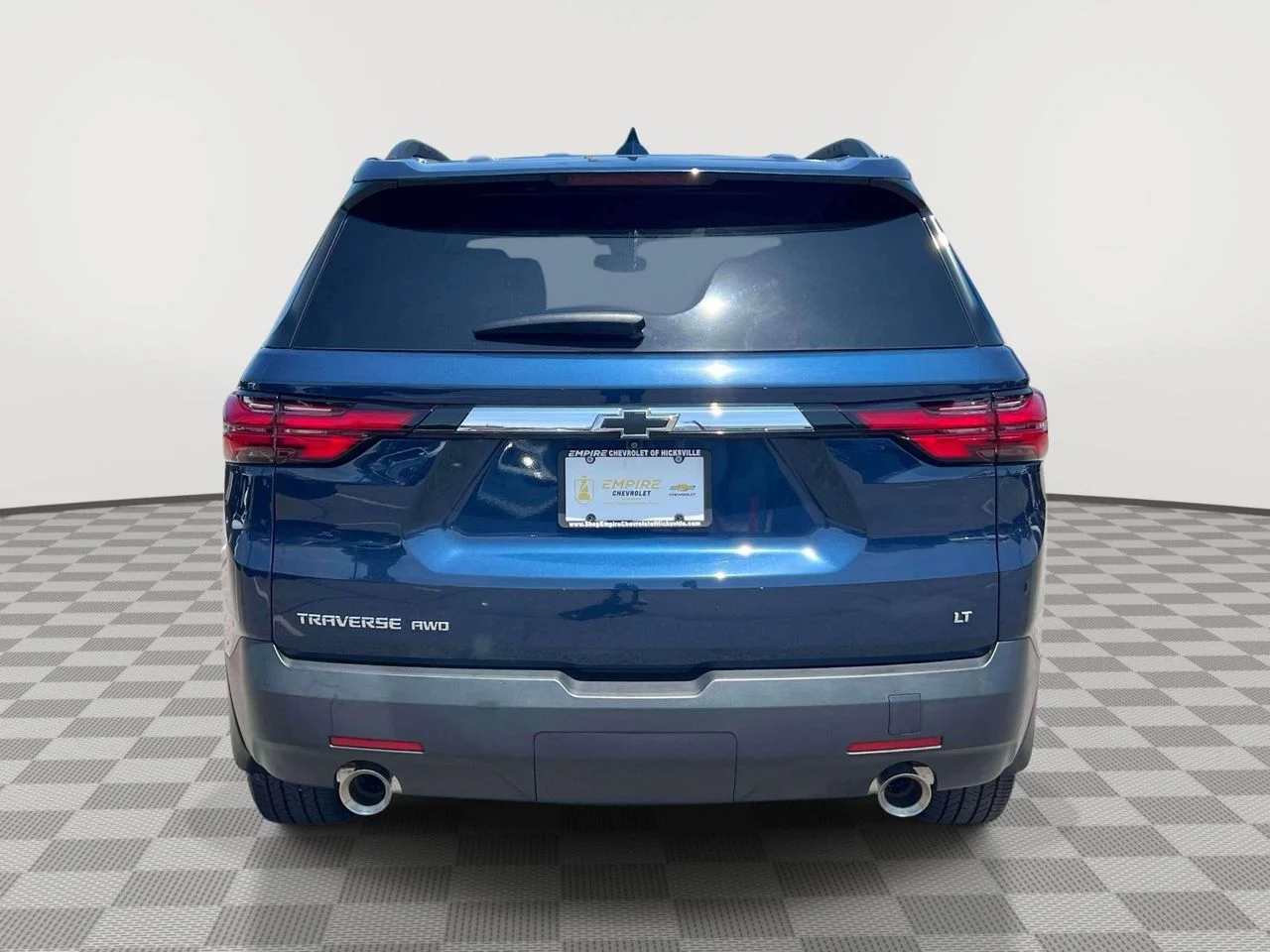 Used 2023 Northsky Blue Metallic Chevrolet AWD LT Cloth image 6