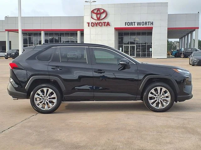 Used 2025 Black Toyota XLE Premium image 7