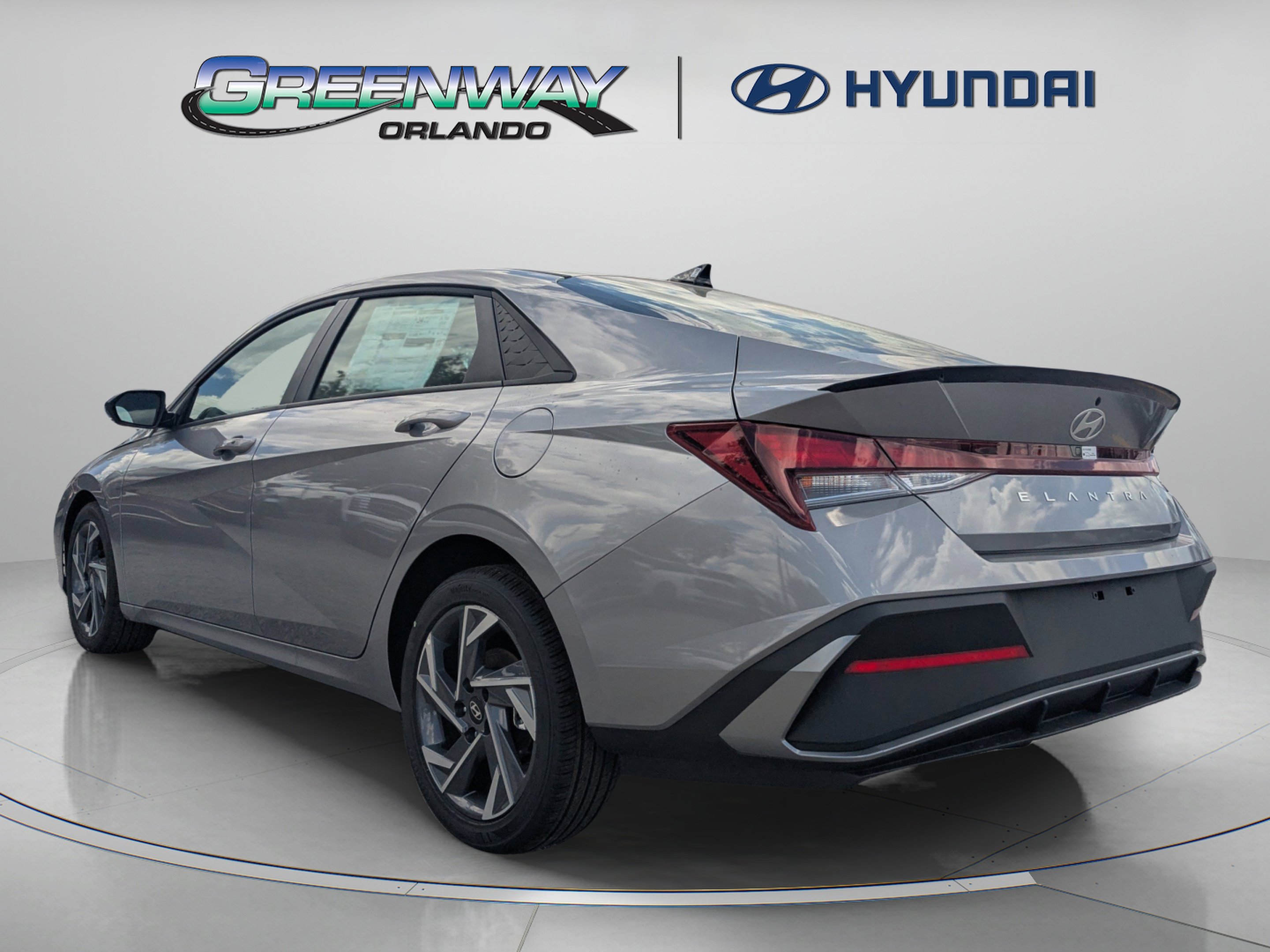 Used 2025 Fluid Metal Hyundai SEL Sport image 6