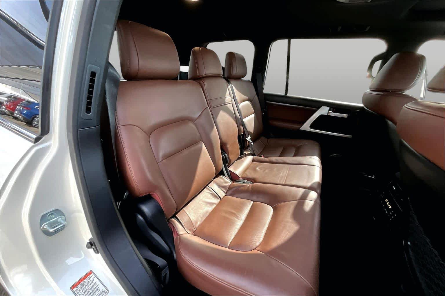 Used 2021 Blizzard Pearl Toyota  image 20