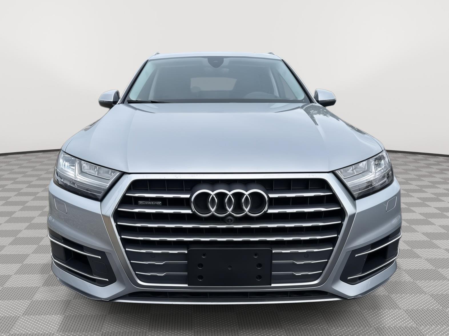 Used 2018 Florett Silver Metallic Audi Prestige image 10