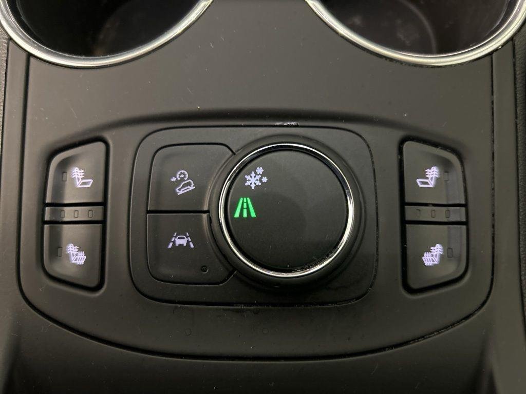Used 2023 Sterling Metallic GMC SLE image 25
